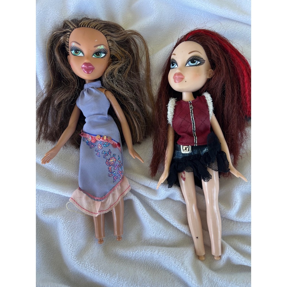 Bratz Doll Lot of‎ 2 Brunette Green Eyes Redhead Blue Eyes Y2K Fashion Dolls